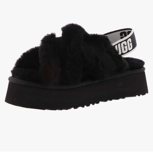Ugg disco slippers all black